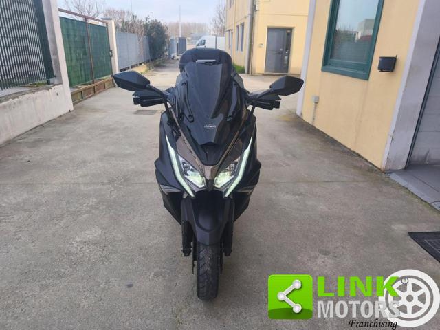 KYMCO AK 550 BLACK