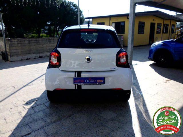 SMART ForFour 70 1.0 Passion