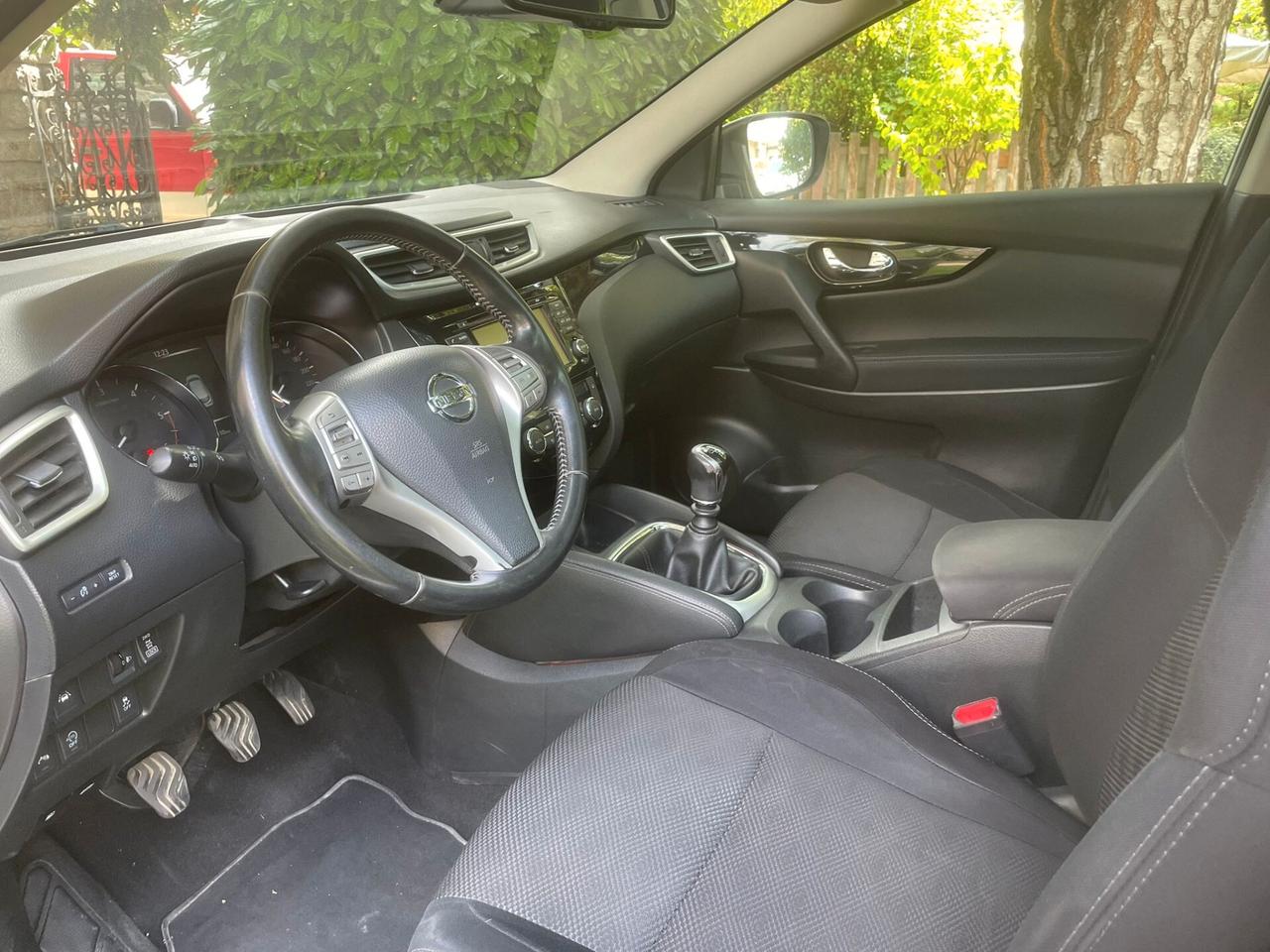 NISSAN QASHQAI 4WD 1.6 DCI TEKNA - GANCIO TRAINO
