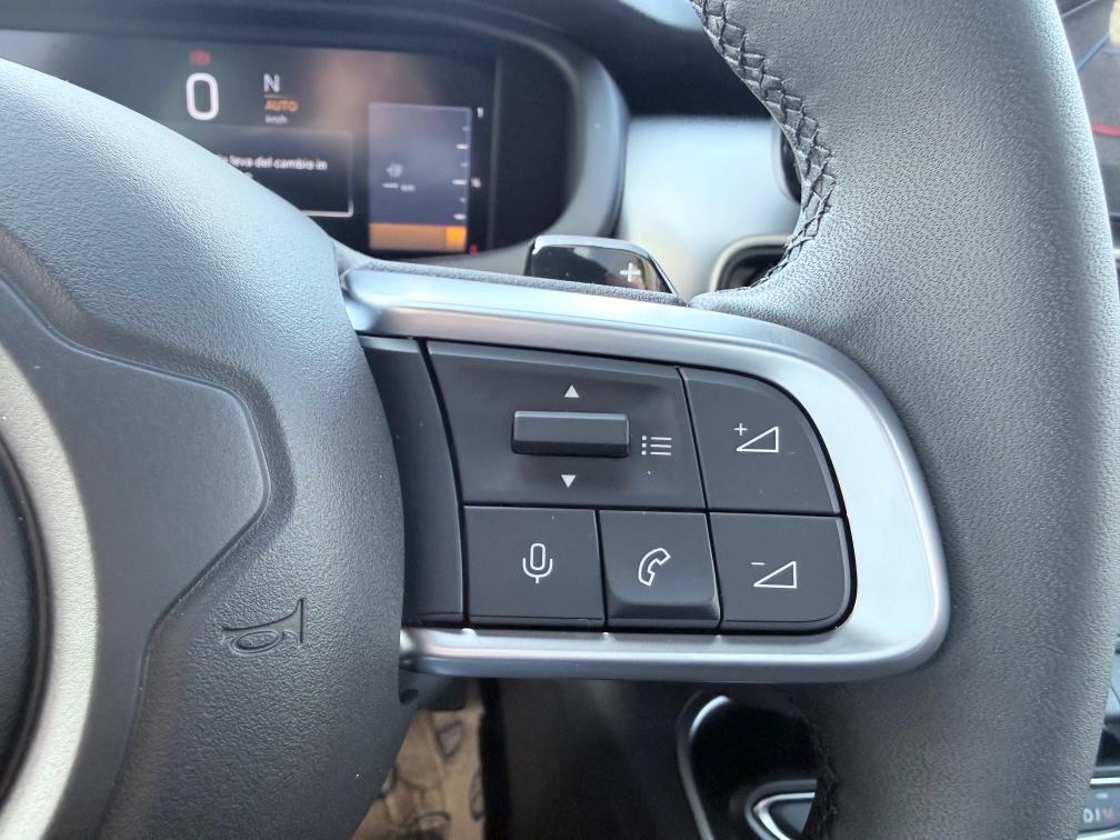 Jeep Avenger 1.2 turbo e-hybrid mhev Upland 4xe 145cv edct6