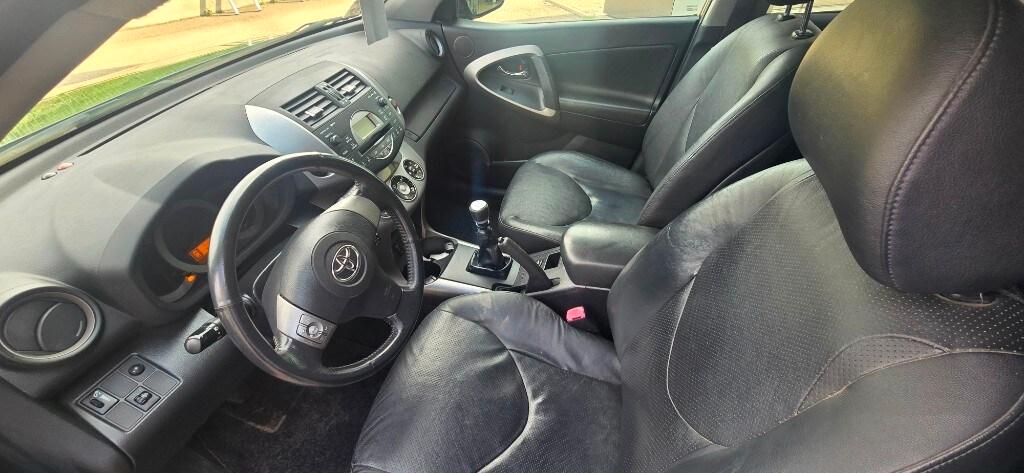 TOYOTA RAV4 3ª serie RAV4 2.2 D-4D 177 CV Luxury