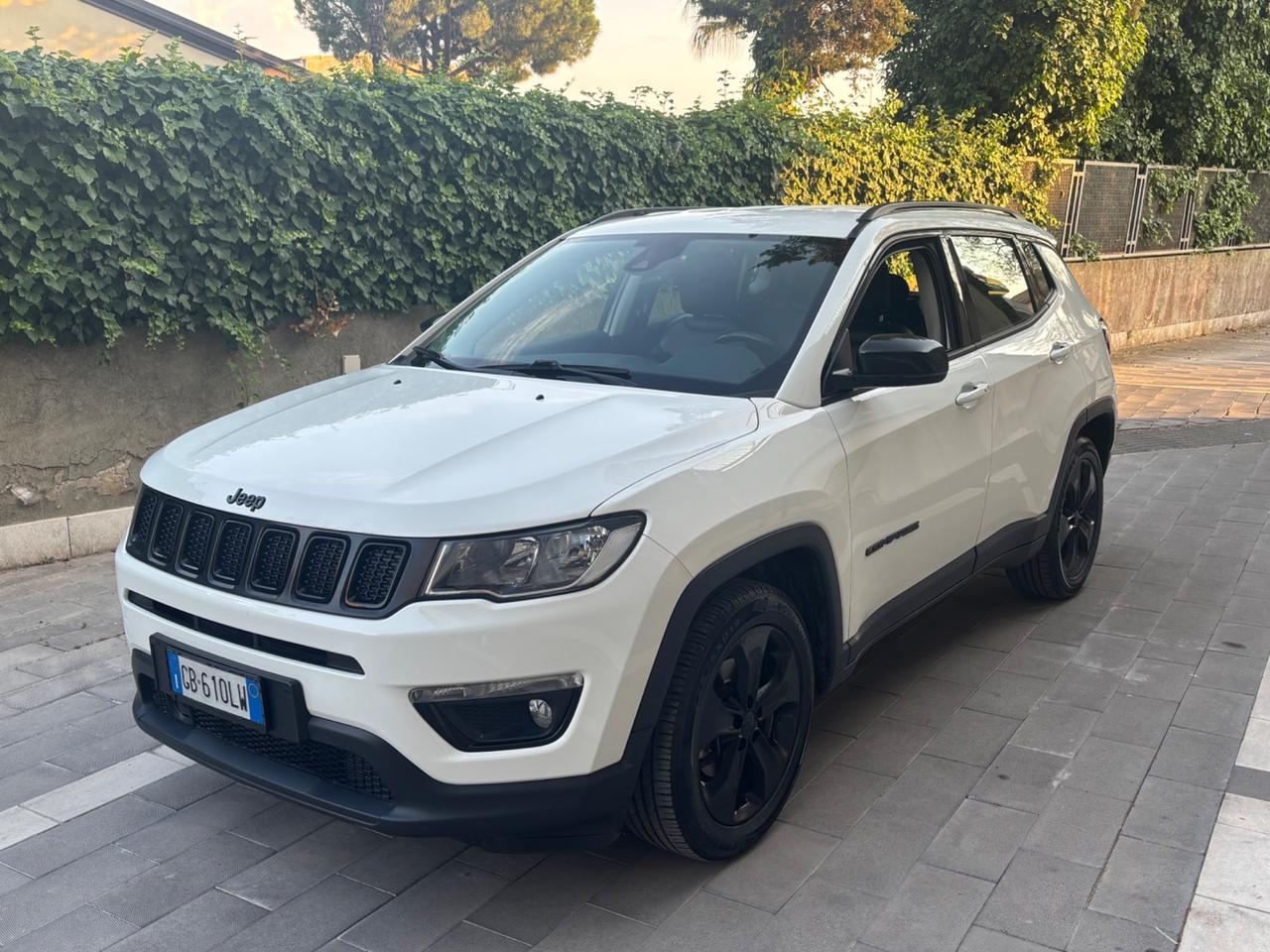 Jeep Compass 1.6 M-Jet Night Eagle 4X2