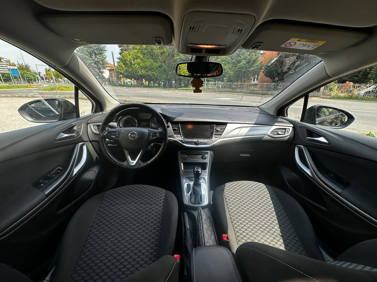 Opel Astra 1.6 CDTi 136CV aut. Sports Tourer Business