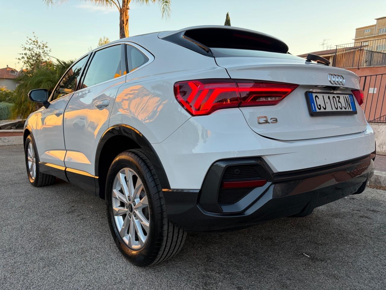 Audi Q3 SPB 35 TDI S tronic line edition unico proprietario!!!