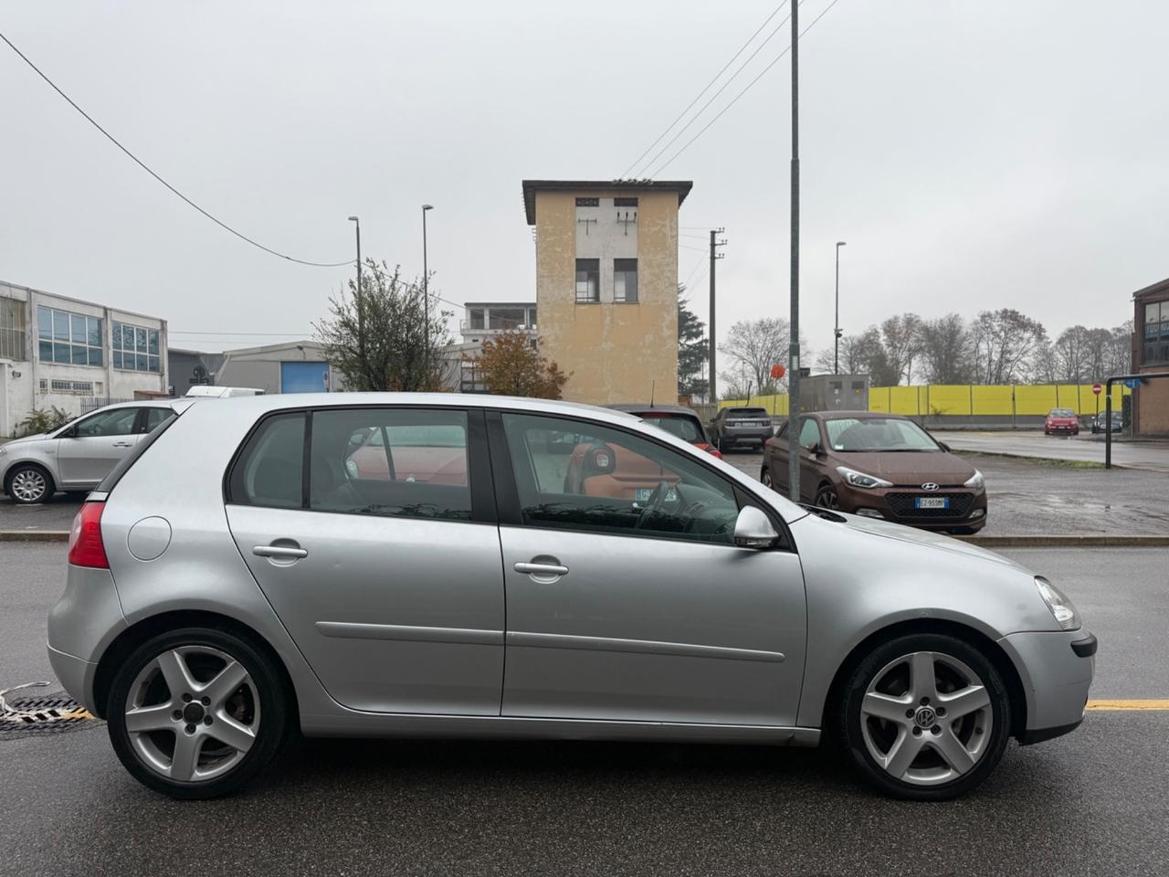 Volkswagen Golf 2.0 16V TDI 5p. Comfortline