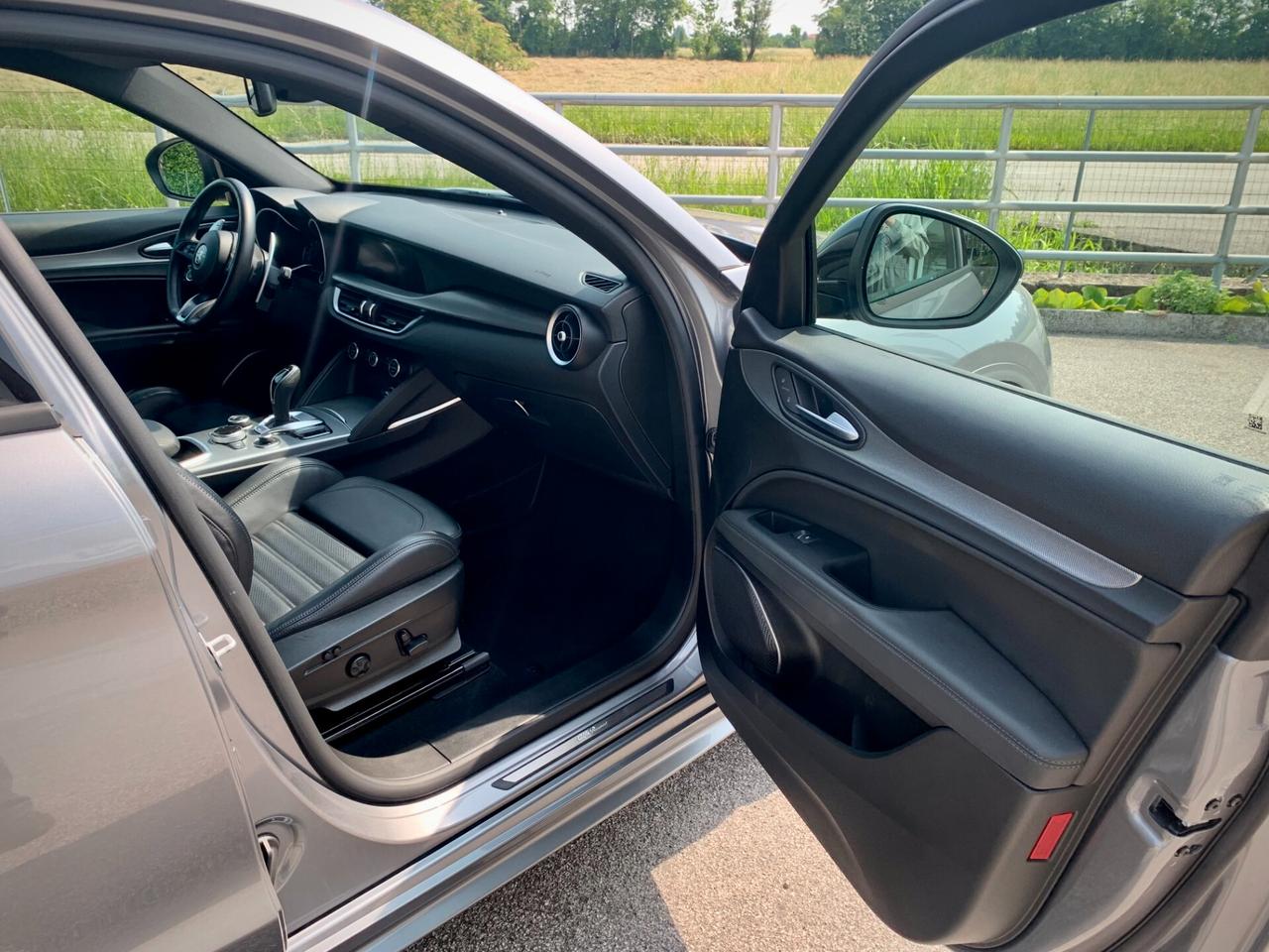 Alfa Romeo Stelvio 2.2 Turbodiesel 210 CV AT8 Q4 Veloce