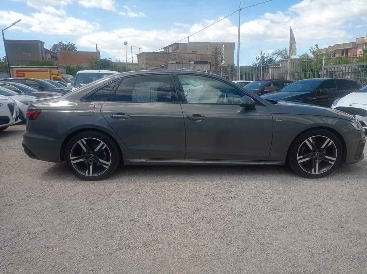 Audi A4 35 TDI/163 CV S tronic S line edition-2024