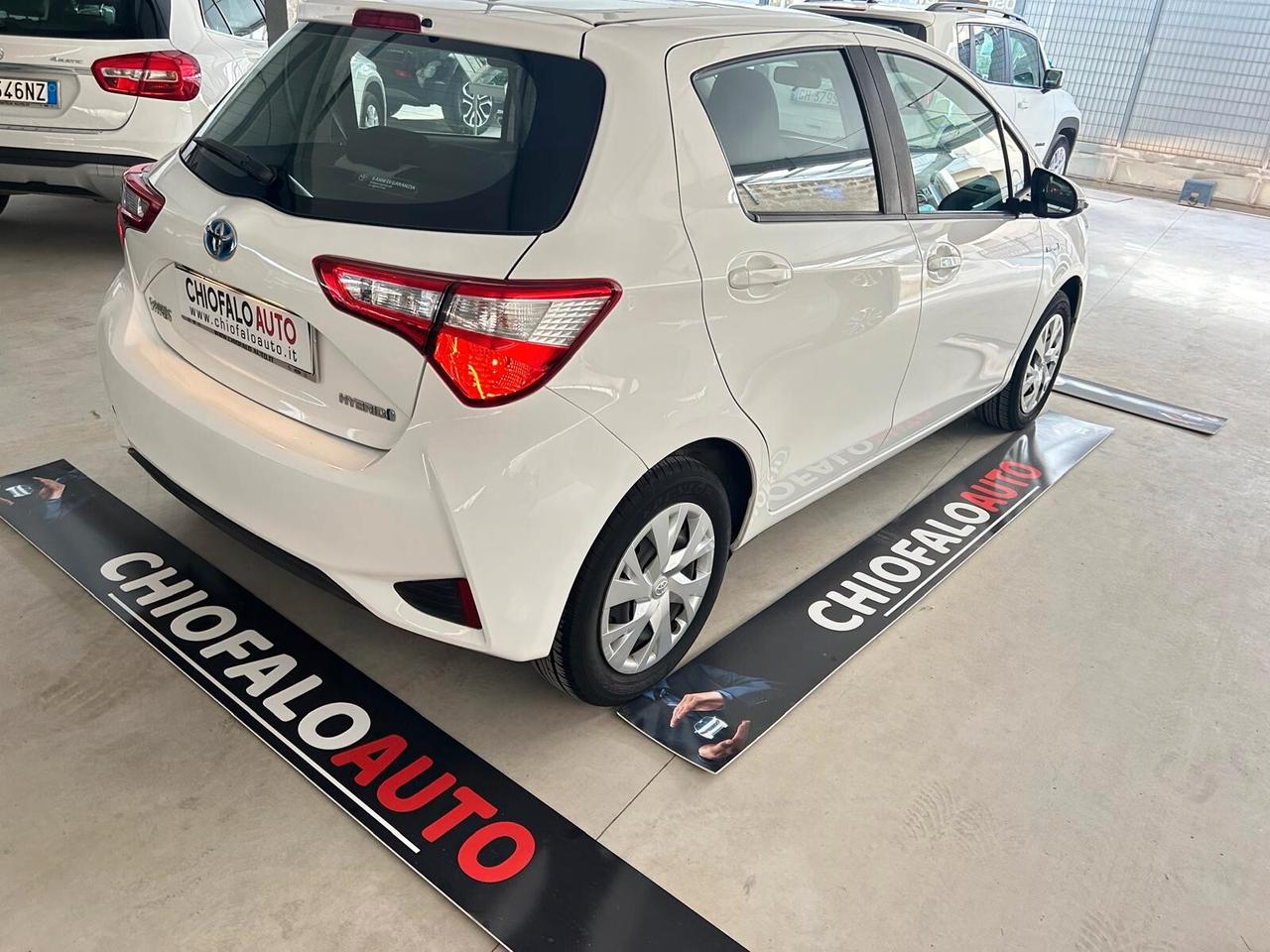 Toyota Yaris 1.5 Hybrid 5 porte Business