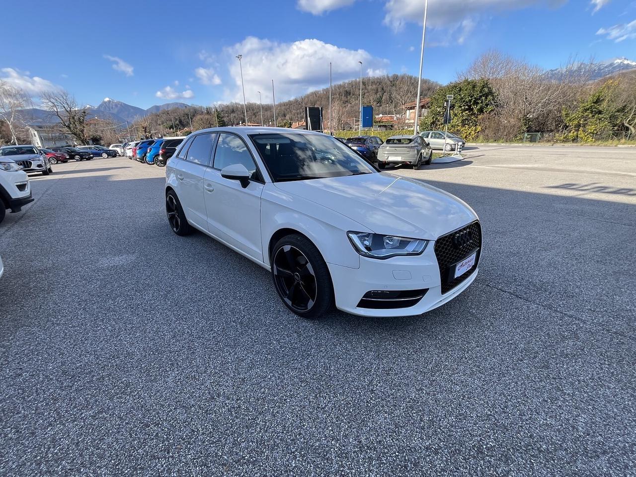 AUDI A3 SPORT.B. 1600 TDI 105 CV