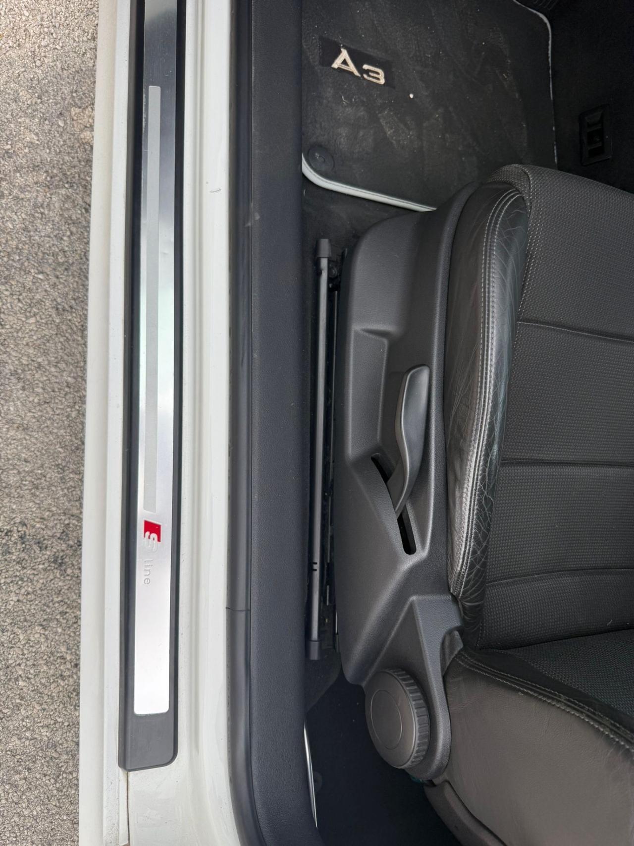 Audi A3 S-Line 2.0 DSG Tetto Led Bi-Xeno