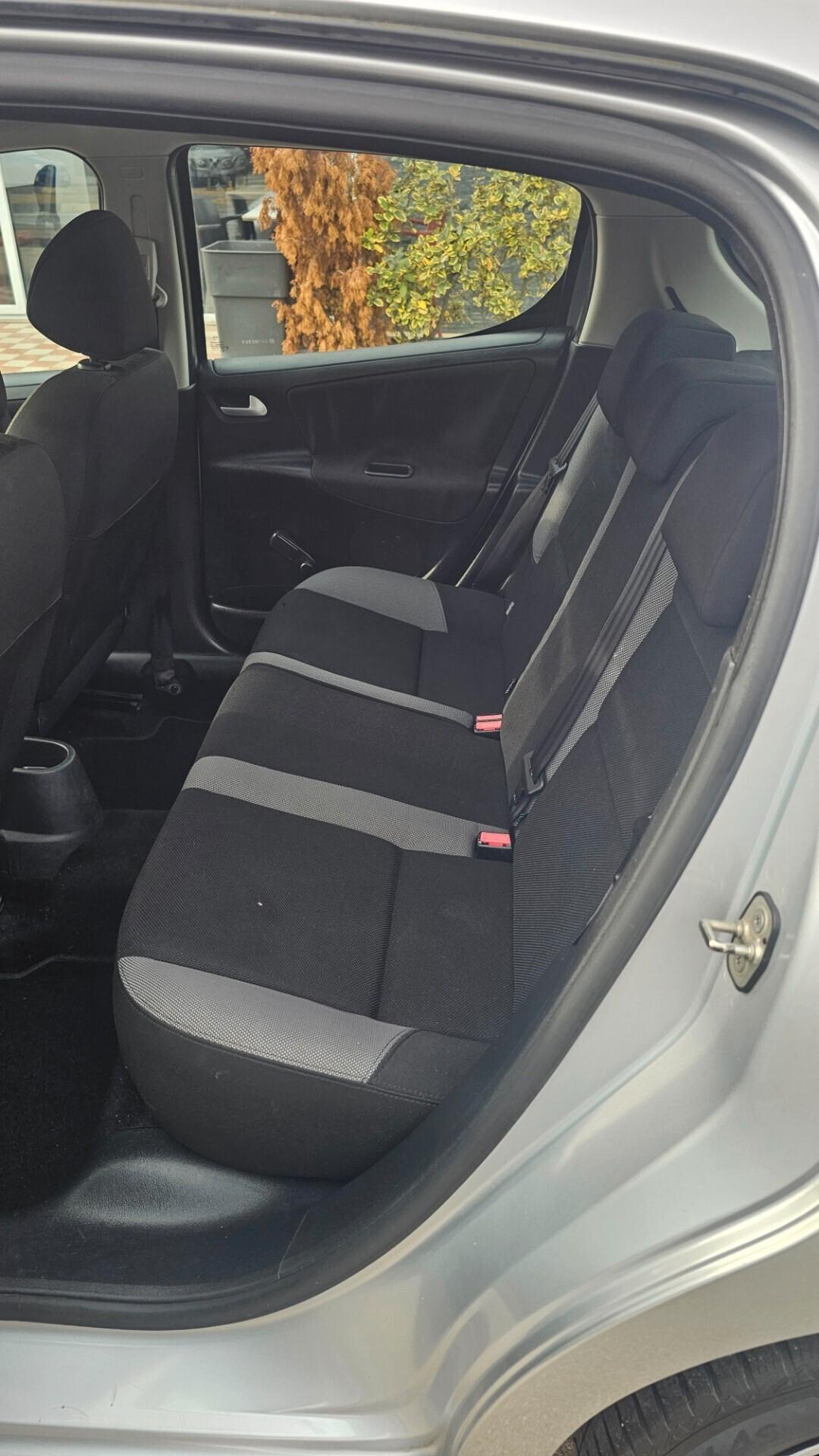 Peugeot 207 1.4 VTi 95CV 5p. XS