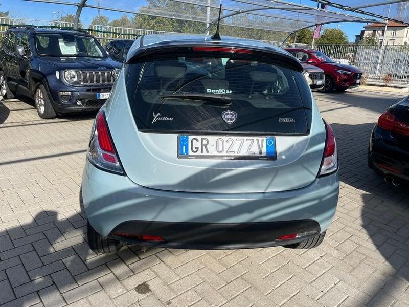 Lancia Ypsilon Ypsilon 1.0 FireFly 5 porte S&S Hybrid Silver Plus