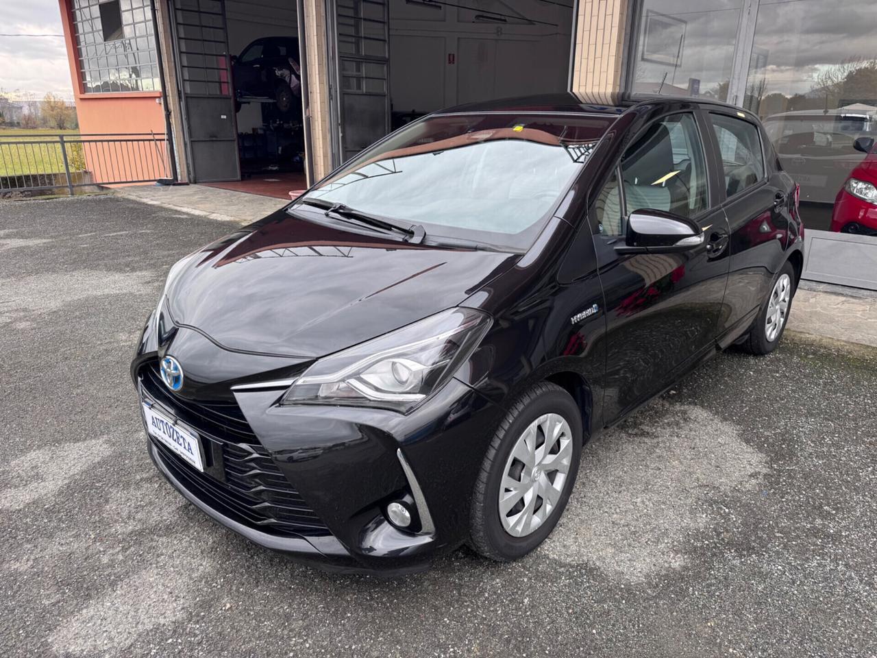 Toyota Yaris 1.5 Hybrid 5 porte Active