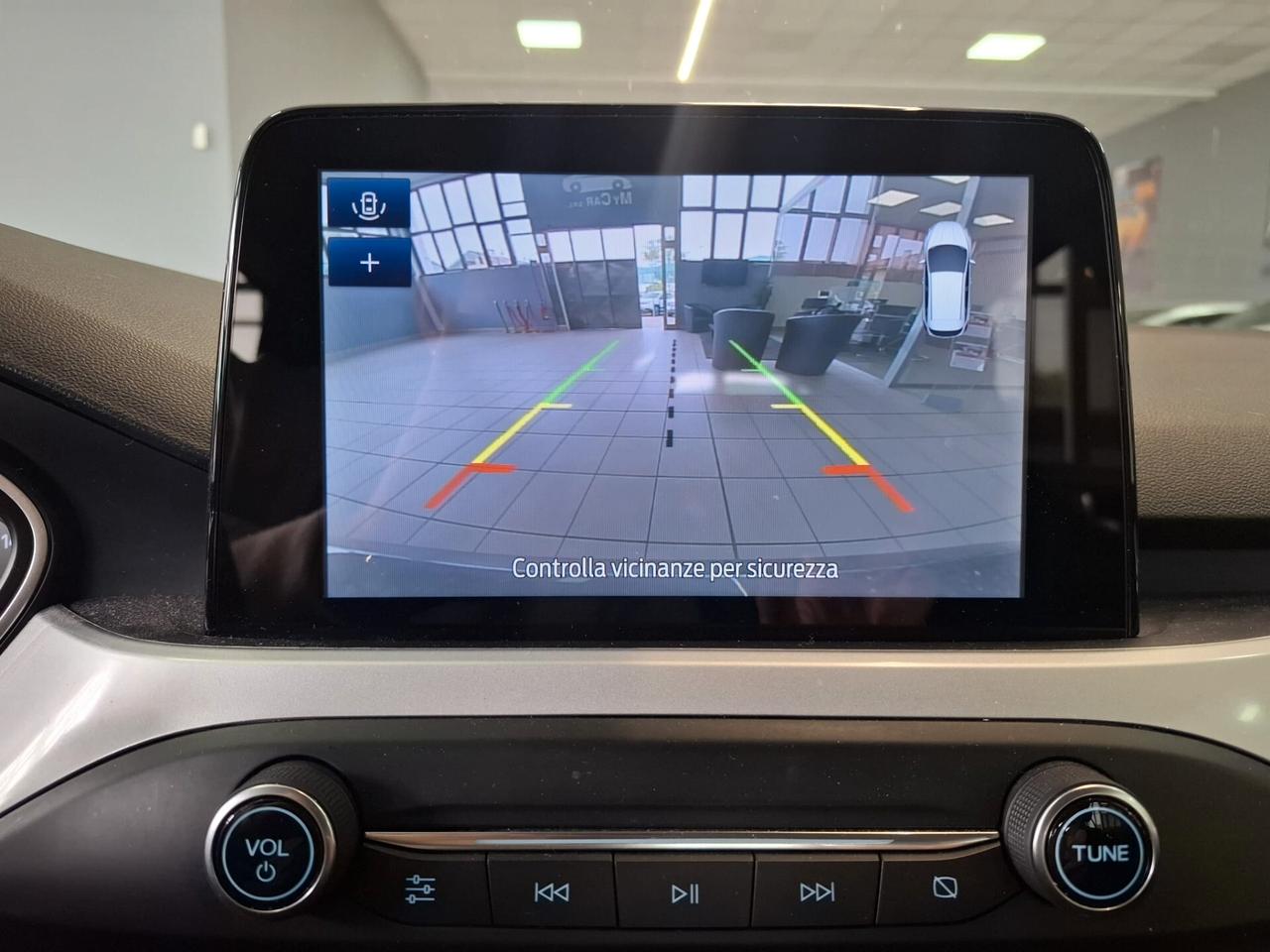 Ford Focus Berlina Titaniuma Benzina Manuale