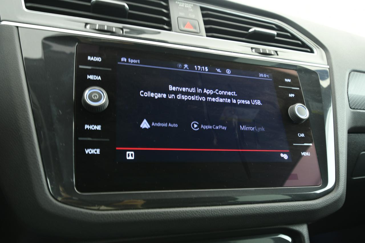 VOLKSWAGEN Tiguan 2.0 tdi R-Line 4motion 200cv dsg CAMERA+ACC+APP CONNECT+C20"