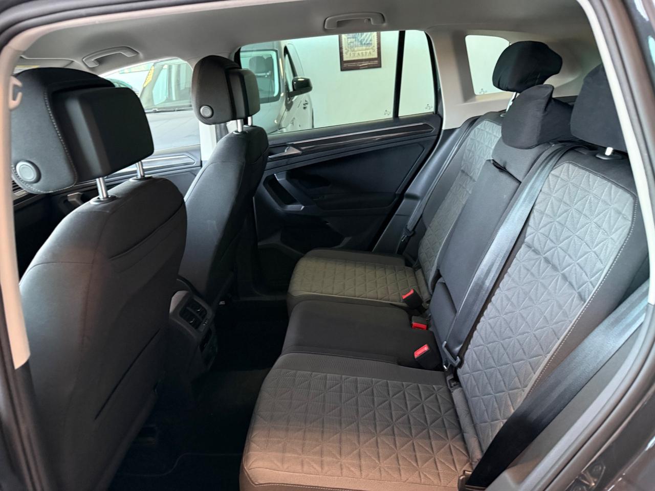 Volkswagen Tiguan 2.0 TDI 150 CV SCR DSG Elegance
