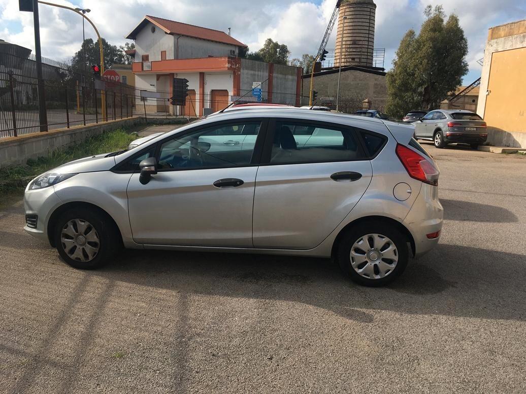 Ford Fiesta 1.2 60CV 5 porte Business