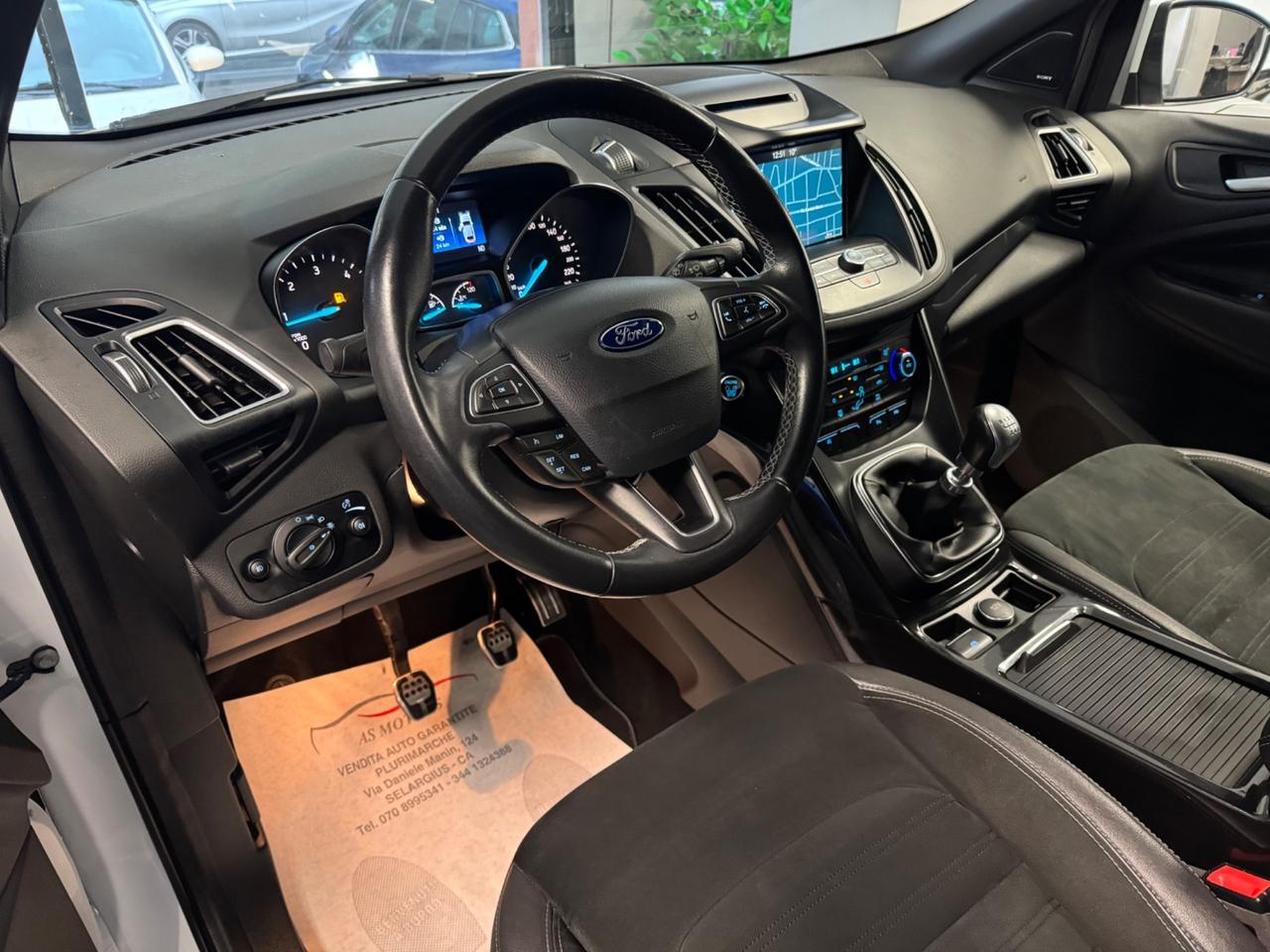 Ford Kuga 1.5 TDCI 120 CV S&S 2WD ST-Line