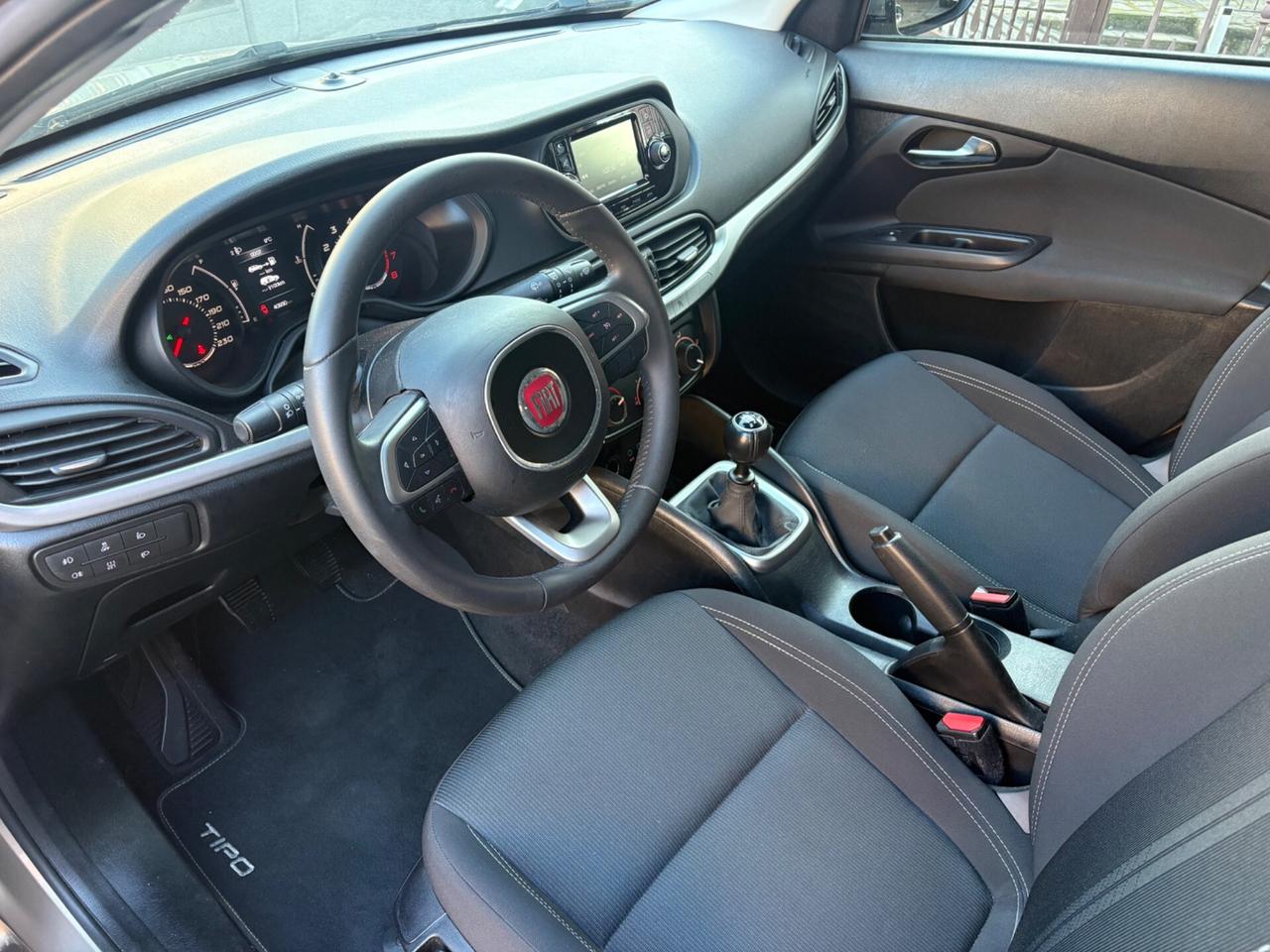 Fiat Tipo 1.4 5 porte Lounge 40.000 KM