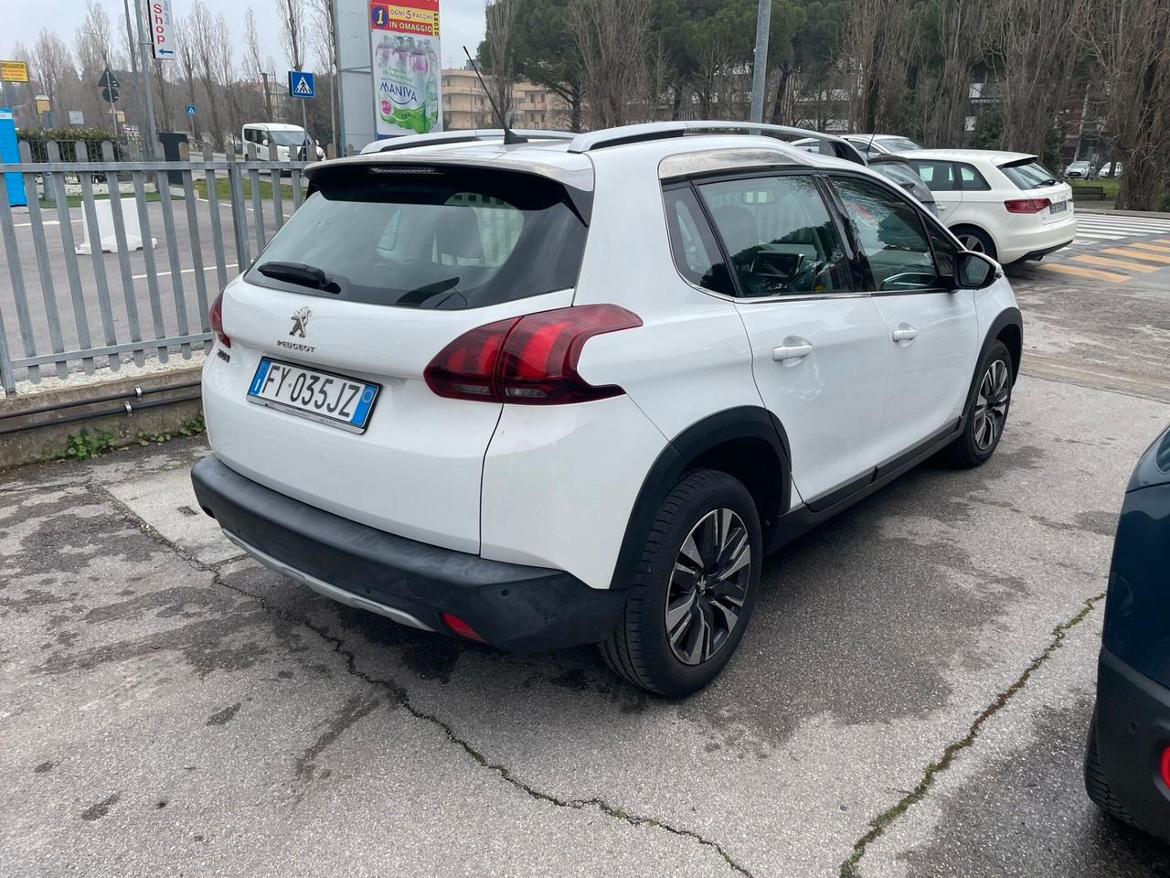 Peugeot 2008 BlueHDi 120 EAT6 S&S Allure NESSUN VINCOLO