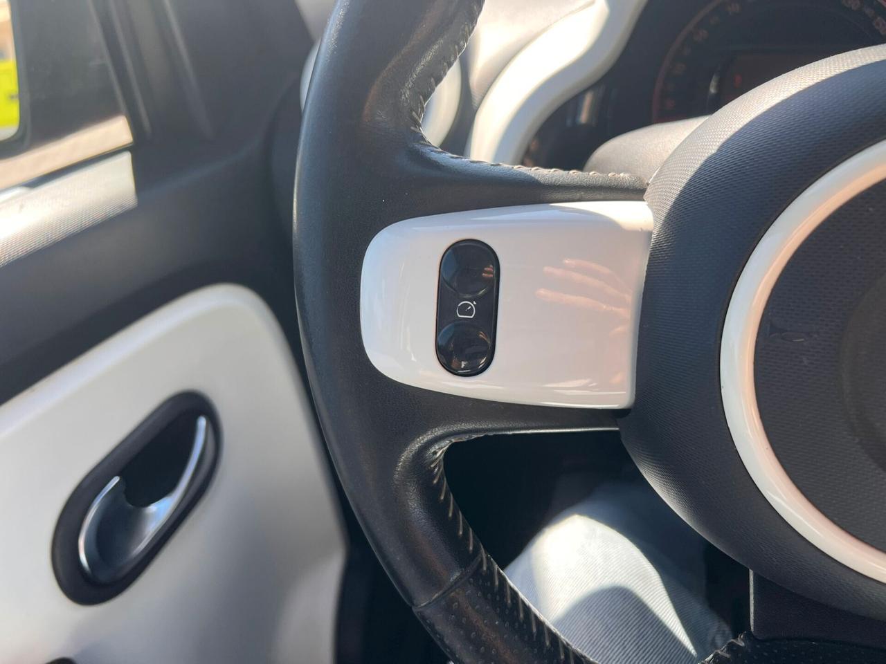 Renault Twingo SCe Stop&Start Lovely DUEL