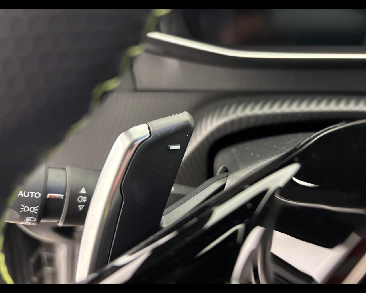 PEUGEOT 208 1.2 hybrid GT 145cv e-dcs 6