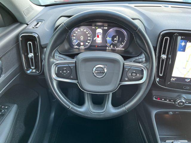 VOLVO XC40 T5 Recharge Plug-in Hybrid Inscription Expression