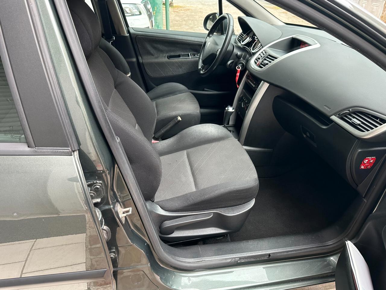 Peugeot 207 1.6 109CV aut. (12 RATE)