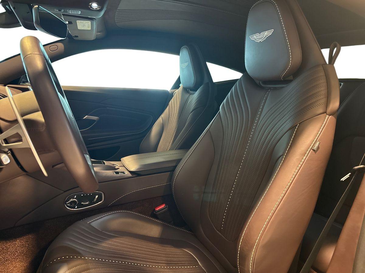ASTON MARTIN DB11 Coupe 4.0 V8 auto
