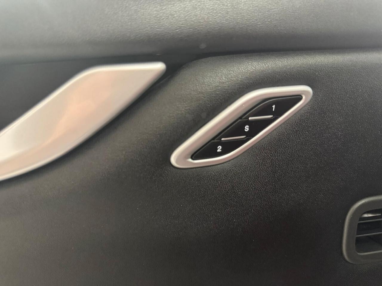 Maserati Ghibli 3.0 V6 Diesel 275 CV 2016