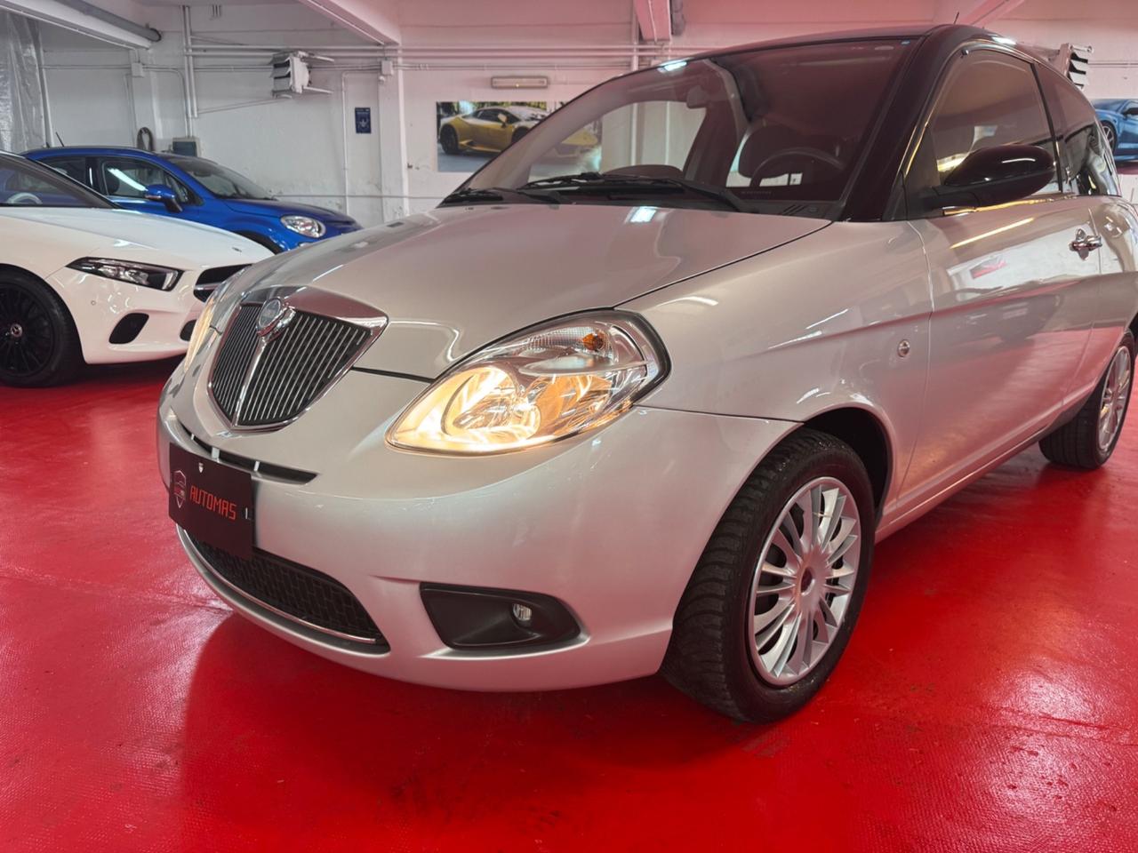 Lancia Ypsilon 1.2 Modamilano
