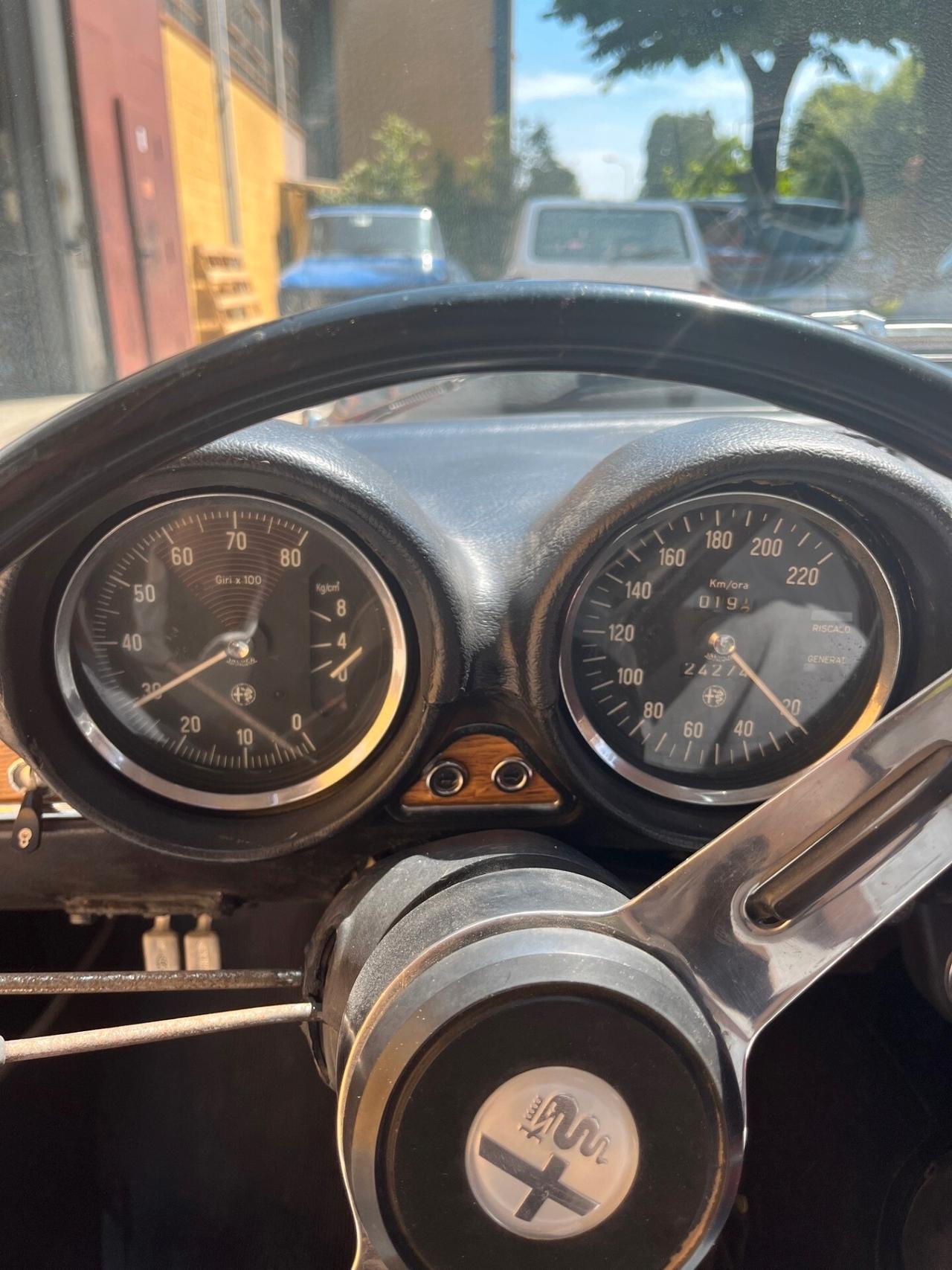Alfa Romeo GT Alfa Romeo GT 1300 Junior Scalino