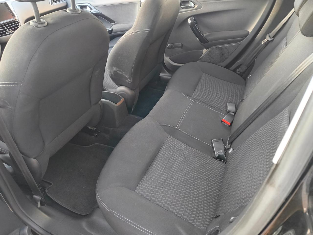 Peugeot 208 1.4 BlueHDI 75cv Euro 6