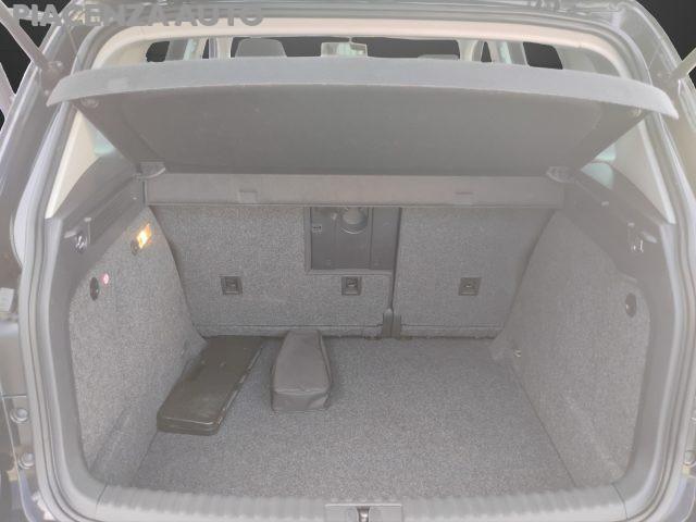 VOLKSWAGEN Tiguan 2.0 TDI. 4MOTION DSG Sport & Style .NAVI