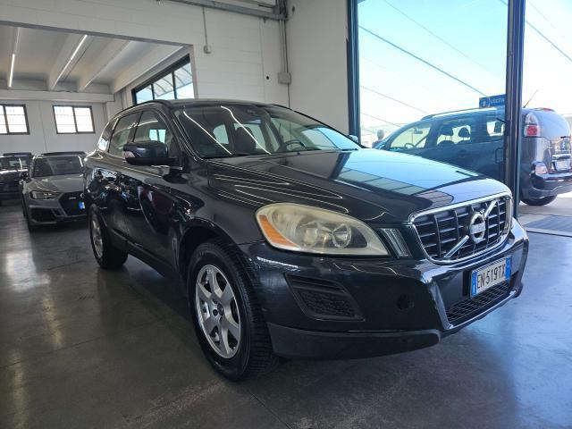 Volvo XC60 XC60 2.0 d4 (d3) Summum geartronic