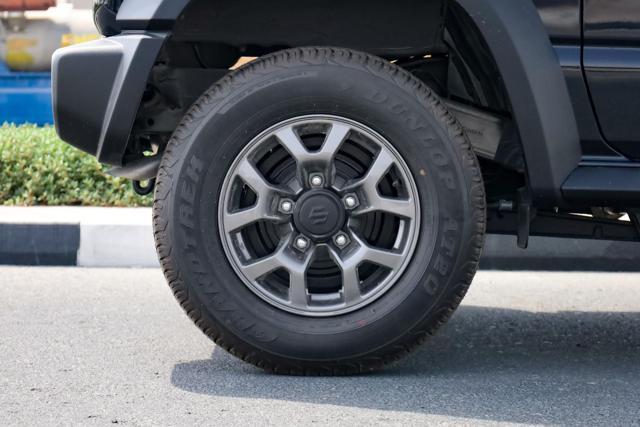 SUZUKI Jimny 1.5 GL Autovettura 4 Posti Nuova Di Fabbrica