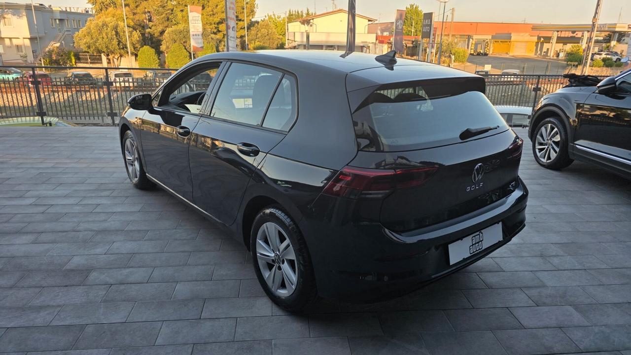 Volkswagen Golf 1.0 eTSI EVO DSG Life