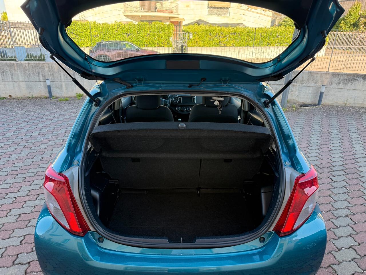 Toyota Yaris 1.0 5 porte Active RetroCam Bluetooth