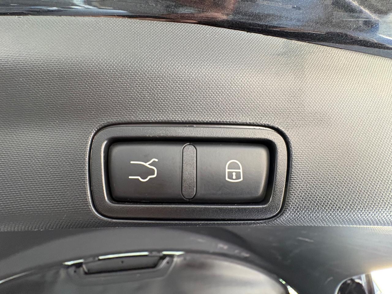 Stelvio Veloce 2.0 280CV 2020 km91000 Total black