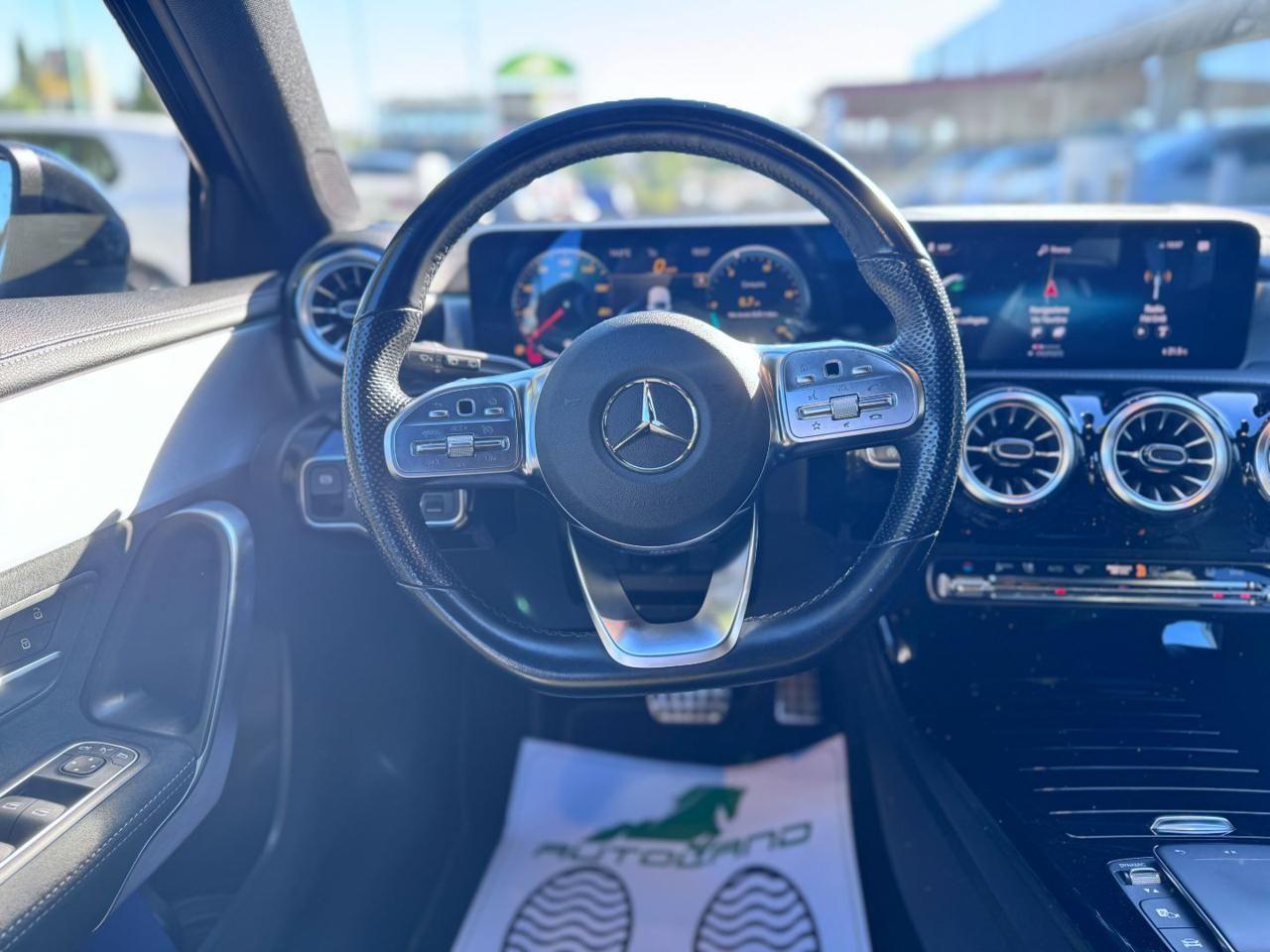 MERCEDES-BENZ A 180 d Automatic Premium 116Cv