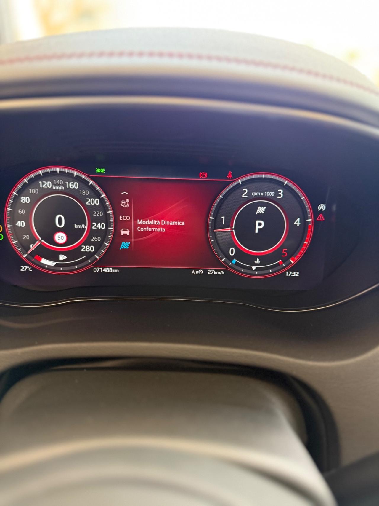 Jaguar E-Pace mhev R-Dynamic 204cv VIRTUAL COCKPIT.TELECAMERA 360*,NAVI,APPLE CARPLAY,INTERNI PELLE CARTIER