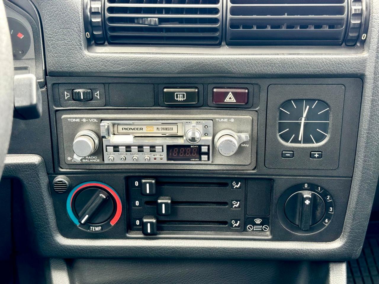 BMW 318 i