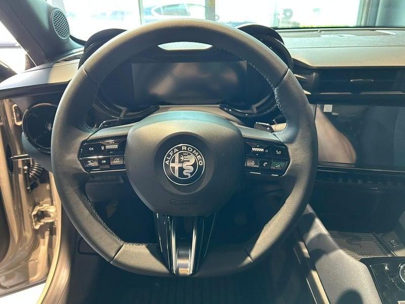 Alfa Romeo Junior 1.2 ibrida 145cv edct6