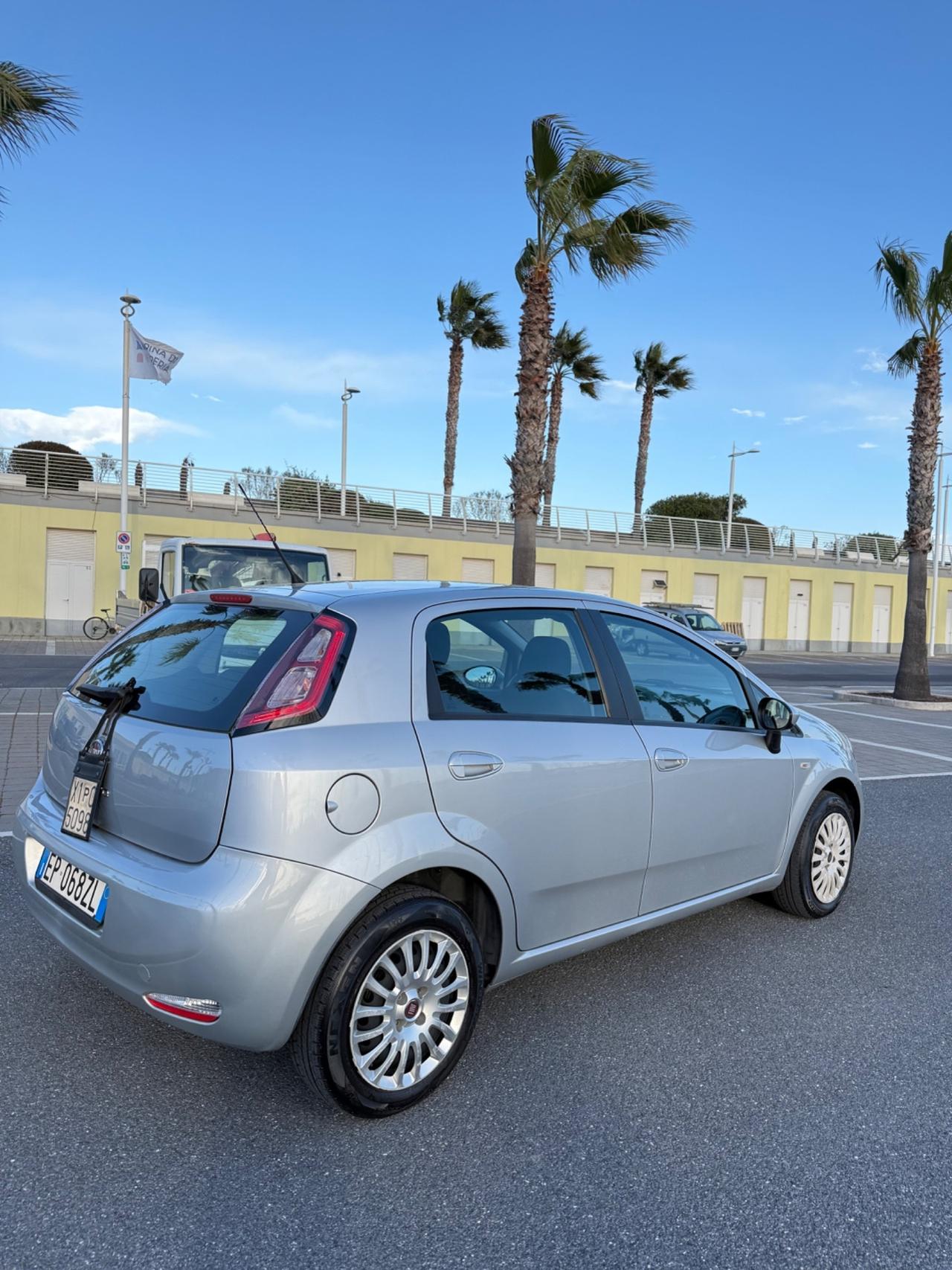 Fiat Punto 1.4 8V 5 porte Easypower Lounge