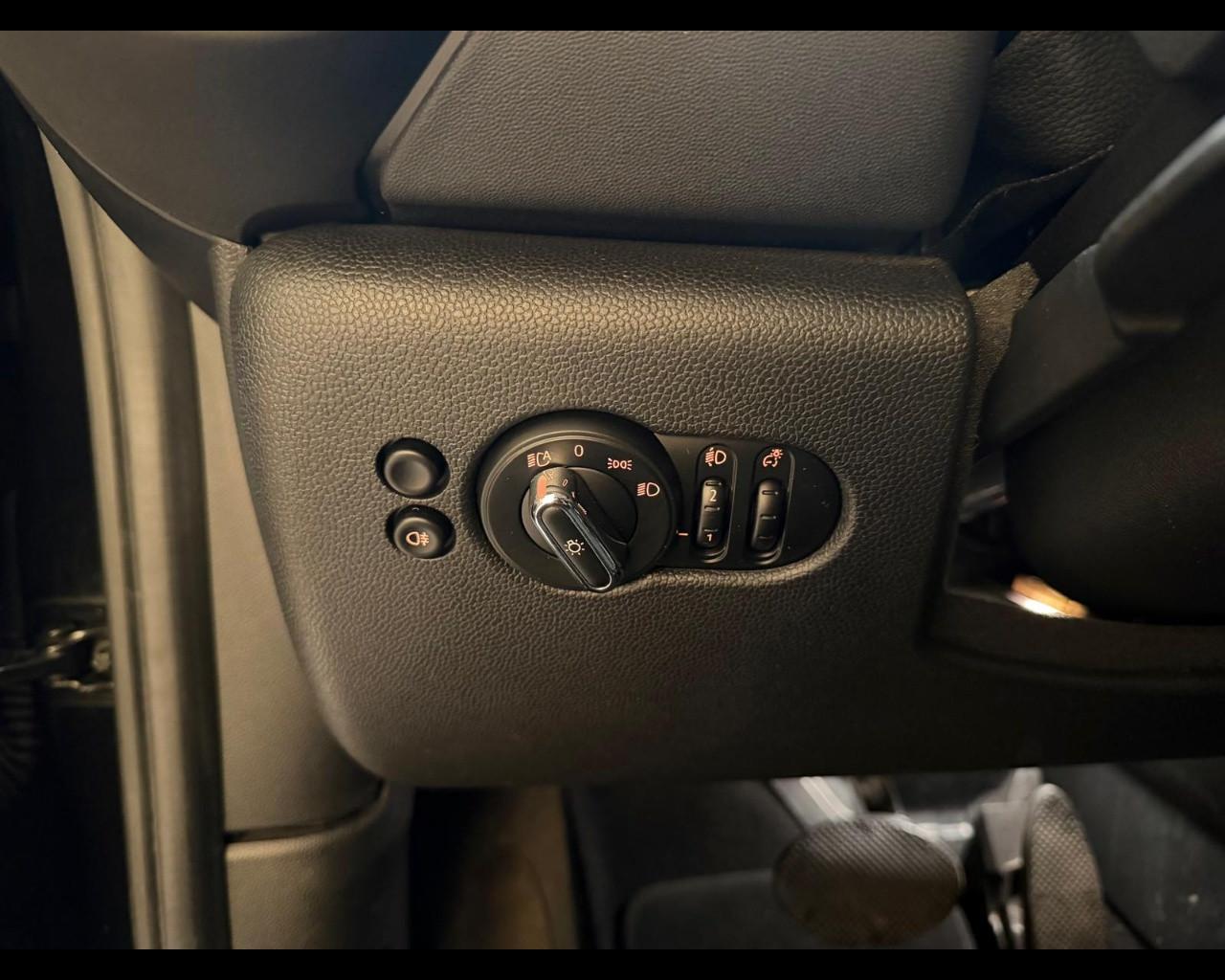 MINI Mini Full El. (F56) - Mini Cooper SE Essential