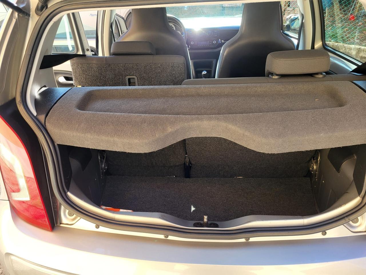 VOLKSWAGEN UP! ECO METANO-3 EURO X 100 KM-BOLLO 35