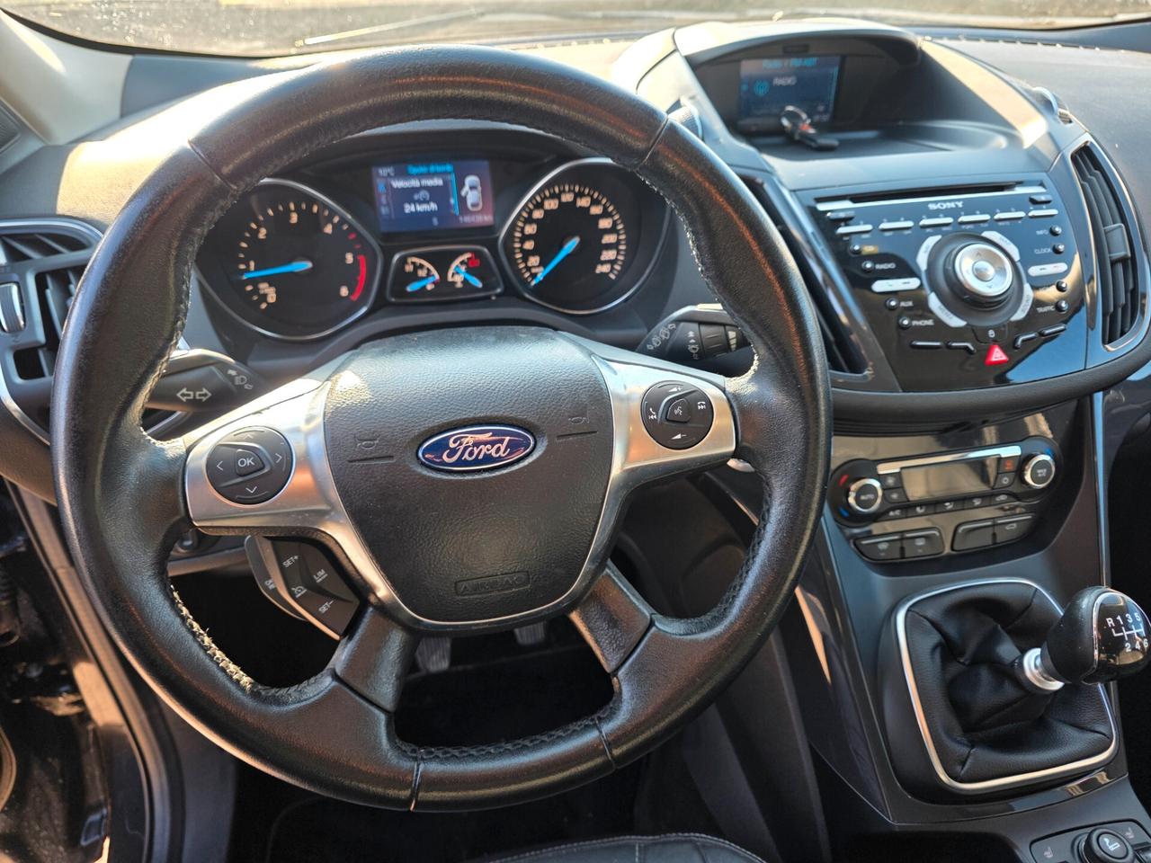 Ford Kuga 2.0 TDCI 140 CV 4WD Powershift Titanium