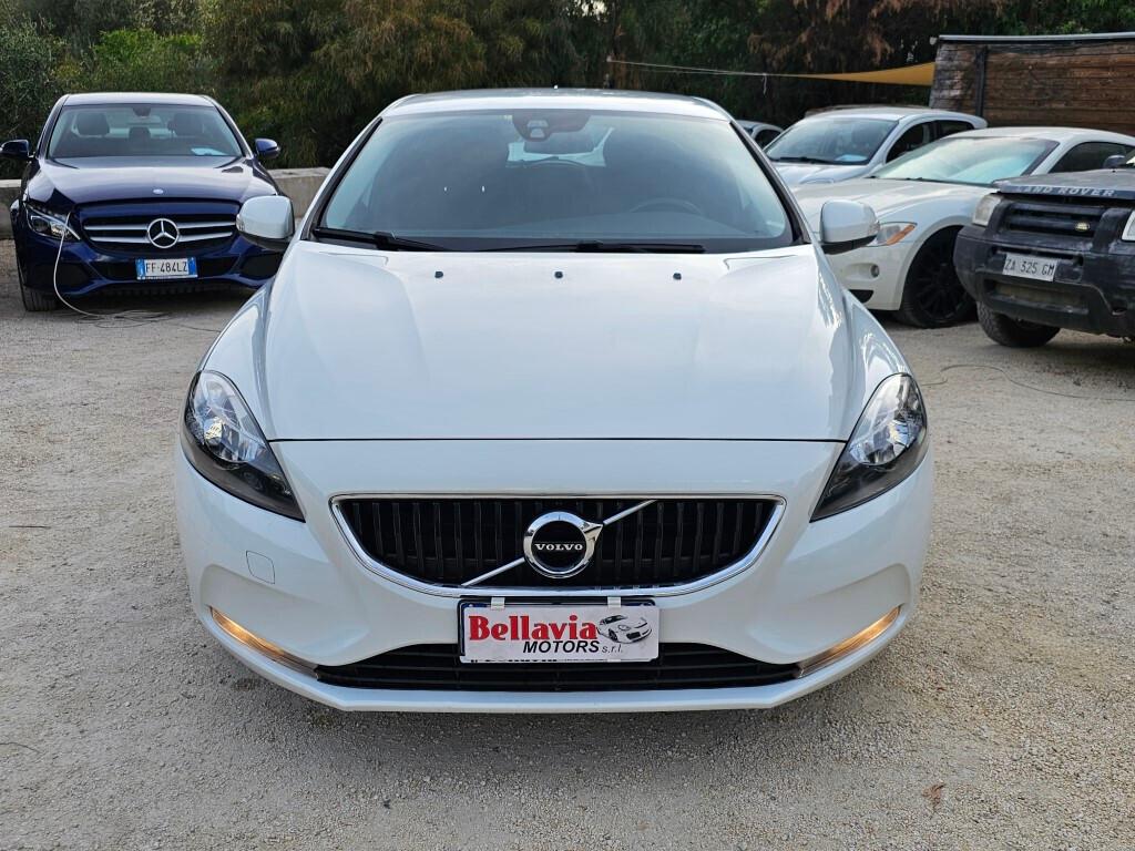 Volvo V40 D2 Geartronic Business Plus