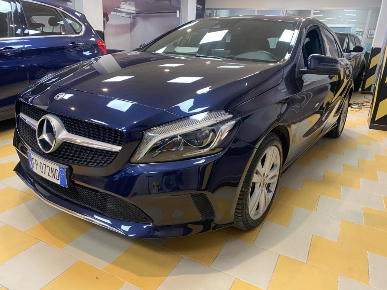 Mercedes-benz A 180 A 180 d Sport