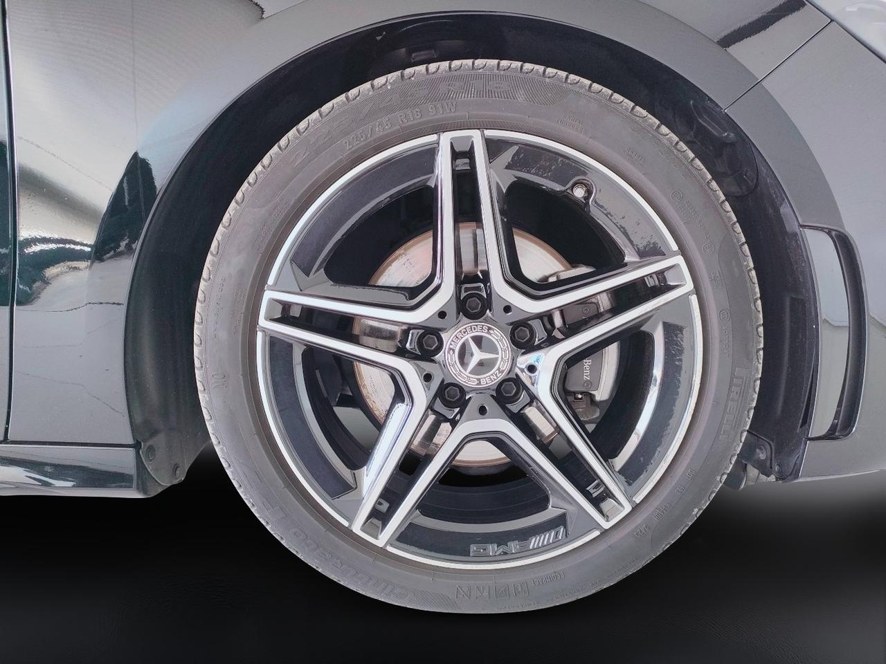 Mercedes-Benz Classe B - W247 2023 - B 180 d AMG Line Advanced Plus auto